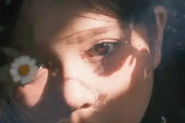 Độ sắc nét của TTArtisan 56mm F1.8 được các nhà đánh giá chuyên nghiệp nhận định là "tốt hơn mong đợi."