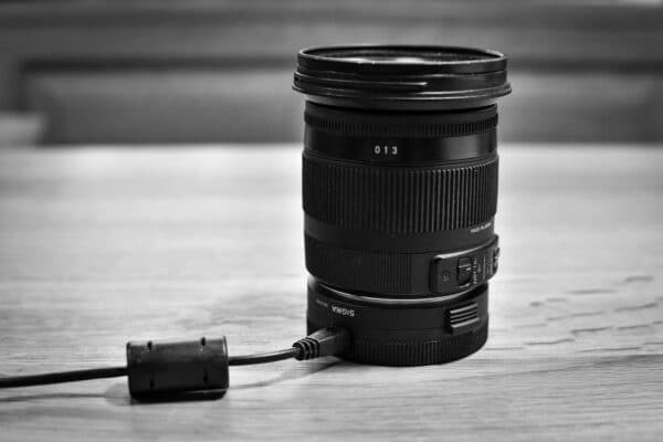 Firmware cho ống kính đảm bảo ống kính hoạt động mượt mà và tận dụng tối đa công nghệ mới từ body