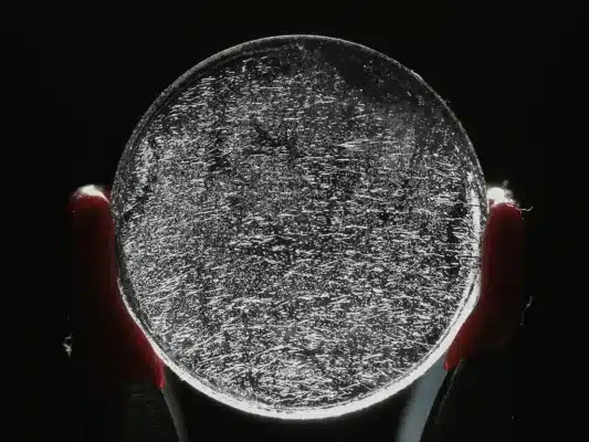 Lens Bị Mốc, Rễ Tre: Biểu Hiện, Nguyên Nhân Và Cách Khắc Phục Hiệu Quả