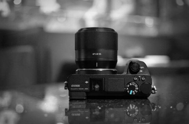 So sánh TTArtisan 35mm f/1.8 vs 35mm f/1.8 II