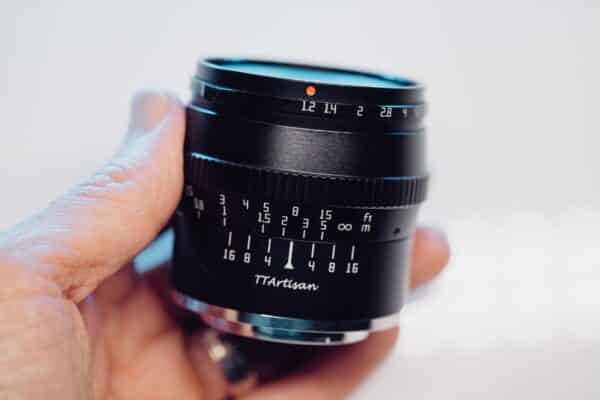 Top ống kính TTArtisan cho người mới bắt đầu đáng mua nhất 2026