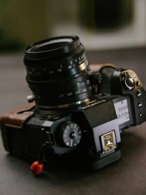 Ưu Nhược Điểm Của ống kính Tilt Shift