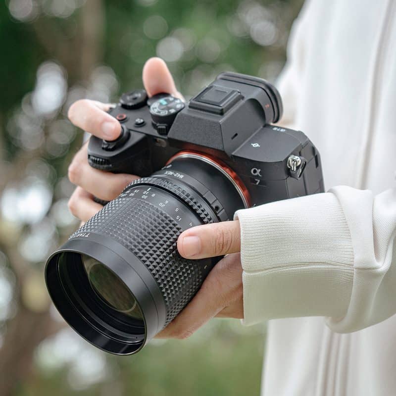 Thiết kế của dòng lens được đánh giá là khá tối ưu