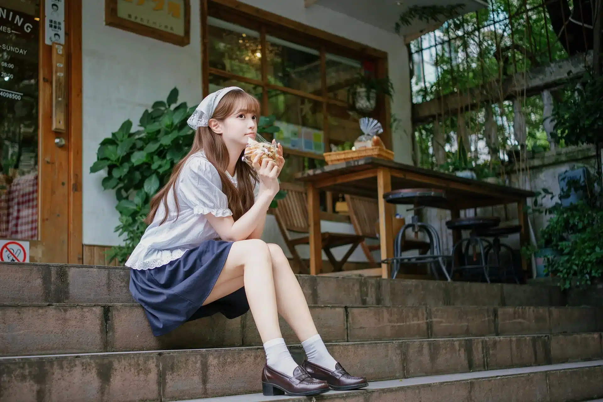 TTArtisan 40mm f/2 For Nikon Z dễ dàng tạo hiệu ứng xóa phông tự nhiên, giúp chủ thể nổi bật giữa hậu cảnh mềm mại